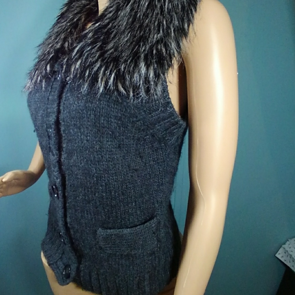 Loft M Gray wool/acrylic cardigan Button Vest NWOT